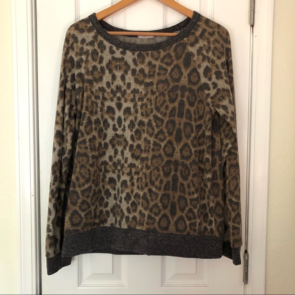 Super soft leopard print long sleeved top